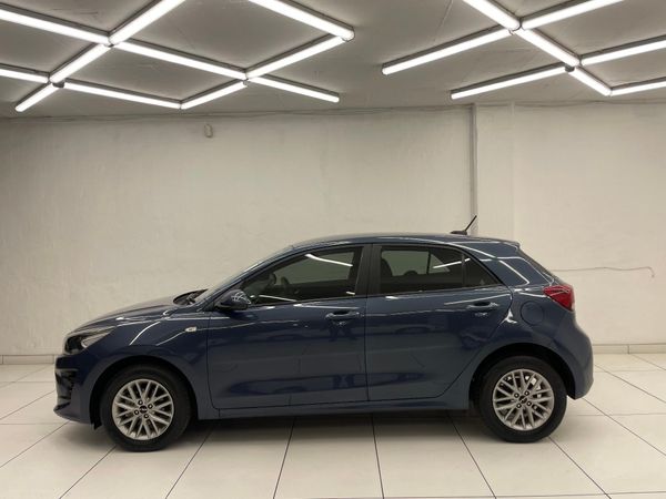 2022-Kia-Rio-14-LS-5-dr image:3