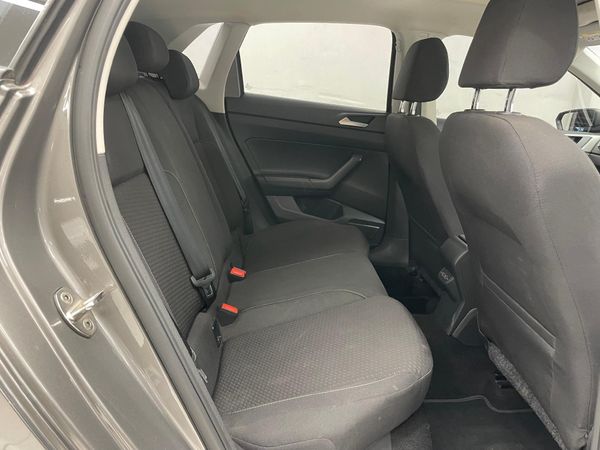 2019-Volkswagen-Polo-10-TSI-Comfortline-Auto image:9
