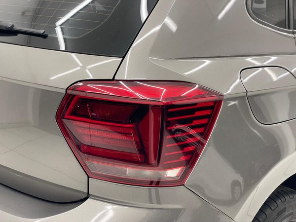 2019-Volkswagen-Polo-10-TSI-Comfortline-Auto image:17