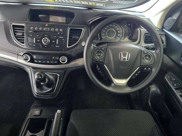 2015-Honda-CR-V-20-Comfort image:11