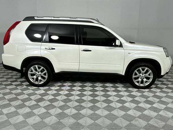 2014-Nissan-X-Trail-25-LE-Auto image:17