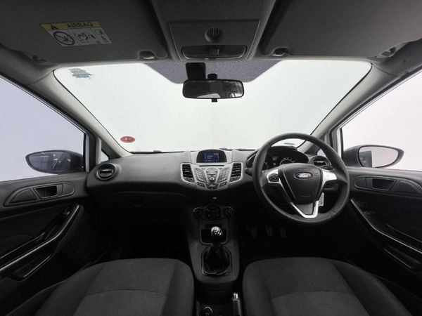 2017-Ford-Fiesta-14-Ambiente-5-dr image:10