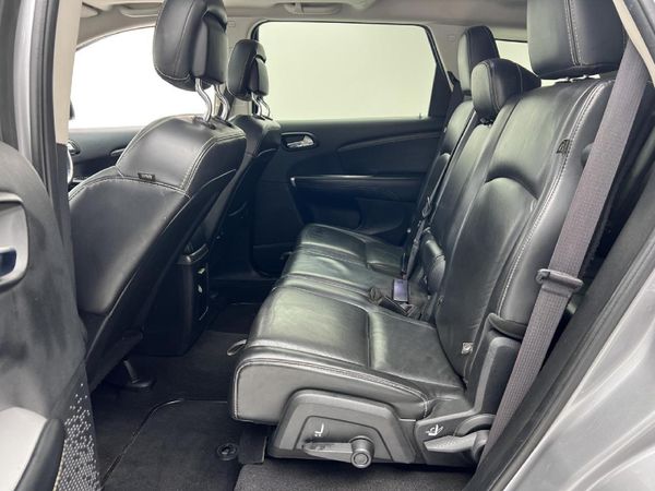 2015-Dodge-Journey-36-V6-RT-Auto image:9