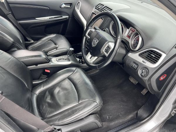 2015-Dodge-Journey-36-V6-RT-Auto image:14