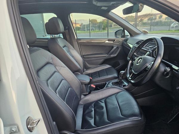 2017-Volkswagen-Tiguan-20-TDI-Highline-4Motion-Auto image:11