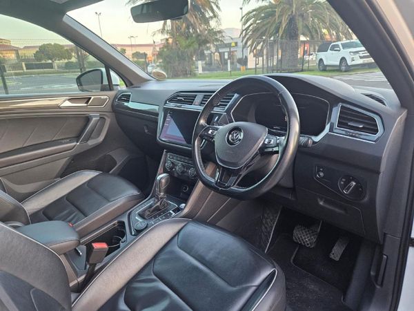 2017-Volkswagen-Tiguan-20-TDI-Highline-4Motion-Auto image:7