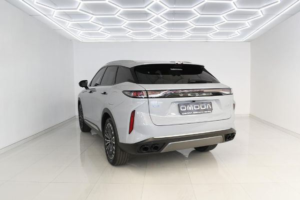 2026-Omoda-C9-15T-AWD-Phev image:3