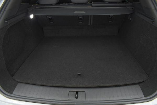 2026-Omoda-C9-15T-AWD-Phev image:5
