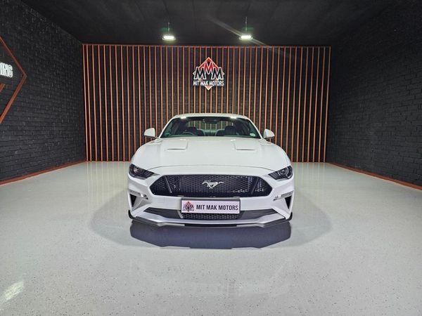2019-Ford-Mustang-50-GT-Auto image:1