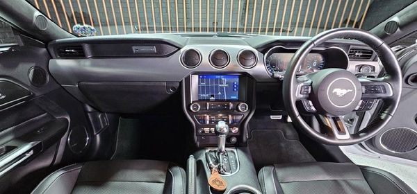 2019-Ford-Mustang-50-GT-Auto image:20