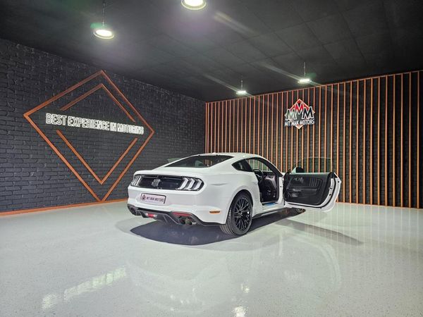 2019-Ford-Mustang-50-GT-Auto image:23