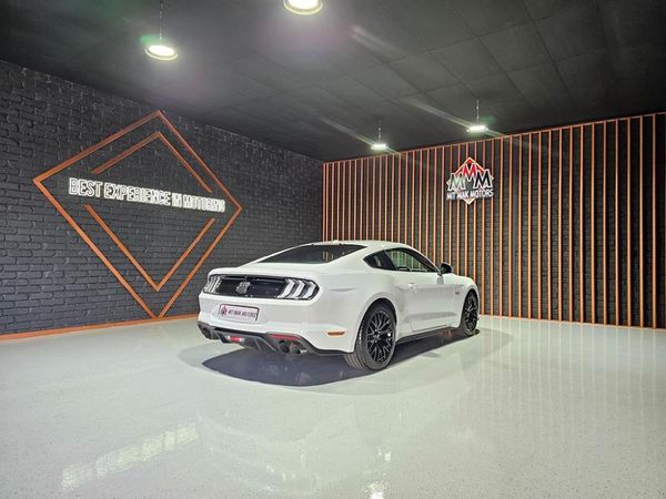 2019-Ford-Mustang-50-GT-Auto image:24