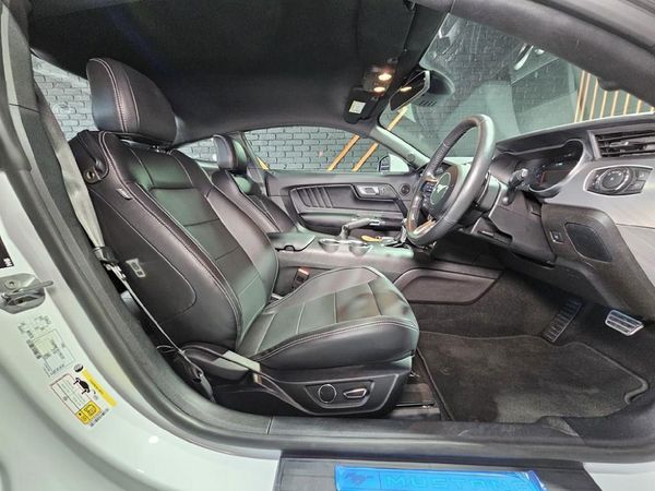2019-Ford-Mustang-50-GT-Auto image:8