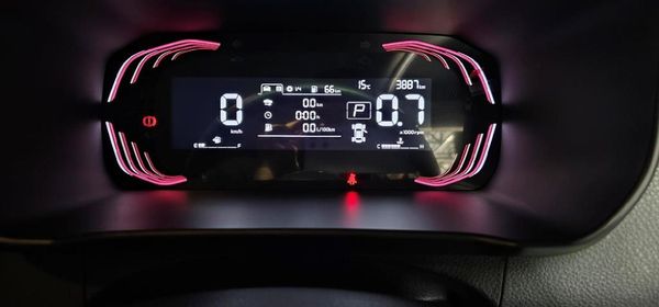 2025-Kia-Picanto-10-LX-Auto image:11