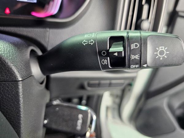 2025-Kia-Picanto-10-LX-Auto image:17