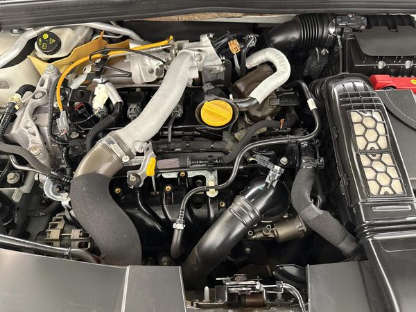 2018-Renault-Megane-IV-16T-GT-Auto-5-dr image:12