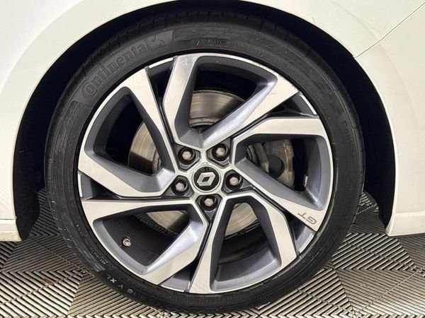 2018-Renault-Megane-IV-16T-GT-Auto-5-dr image:4