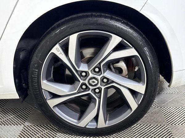 2018-Renault-Megane-IV-16T-GT-Auto-5-dr image:7