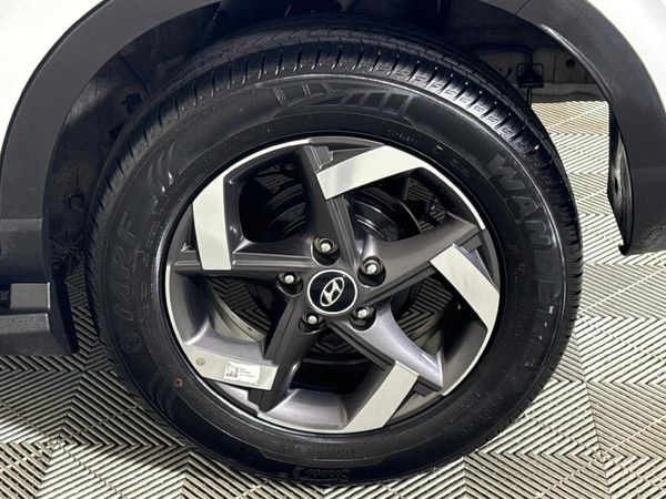 2022-Hyundai-Venue-10-TGDI-Fluid-Auto image:6