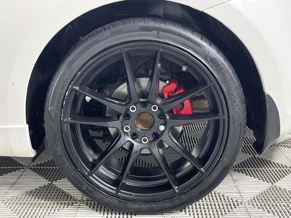 2015-Kia-Cerato-Koup-16T-GDi-Auto image:5