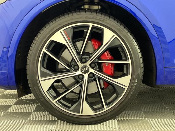 2025-Audi-SQ5-Sportback-30-TFSI-quattro-Auto image:4