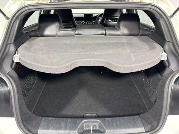 2014-Mercedes-Benz-A-Class-A-180-CDI-BE-AMG-Sport-Auto image:13