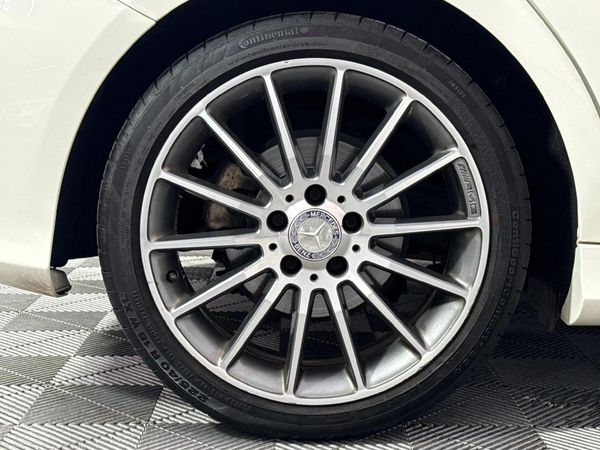 2014-Mercedes-Benz-A-Class-A-180-CDI-BE-AMG-Sport-Auto image:7