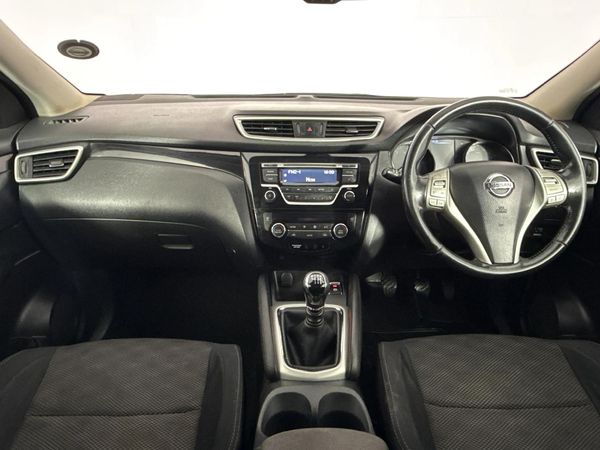 2014-Nissan-Qashqai-15-dCi-Acenta-Design image:1
