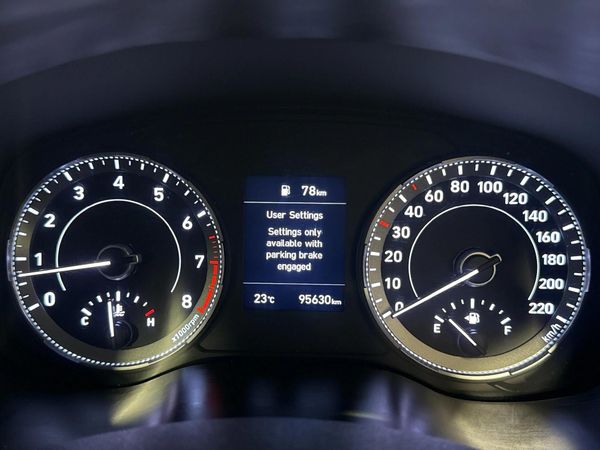 2022-Hyundai-Venue-12-Motion image:2