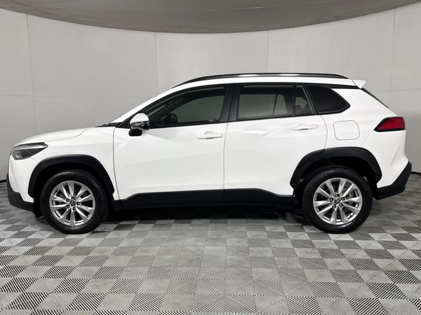 2023-Toyota-Corolla-Cross-18-XS image:16