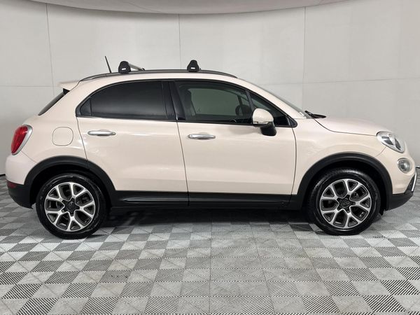 2017-Fiat-500X-14T-Cross image:17