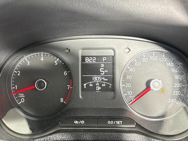 2024-Volkswagen-Polo-Vivo-16-Comfortline-Auto-5-dr image:2