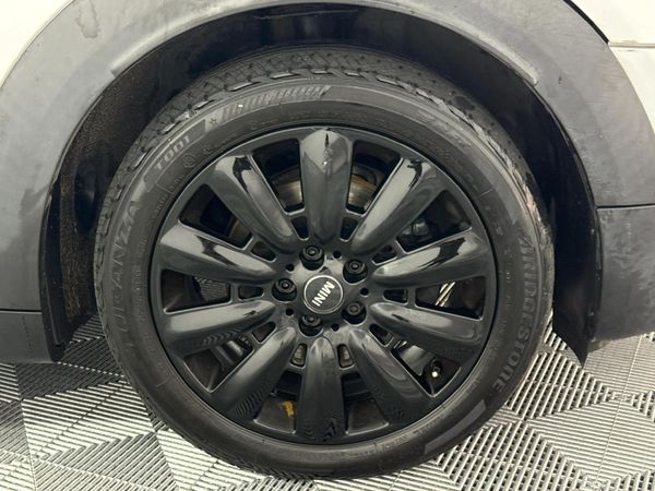 2019-MINI-Countryman-Cooper-Auto image:5