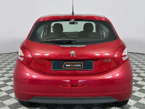2014-Peugeot-208-12-VTi-Access-5-dr image:17