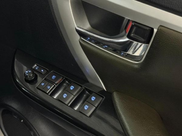 2018-Toyota-Fortuner-28-GD-6-4x4 image:9
