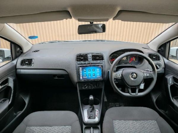 2024-Volkswagen-Polo-Vivo-16-Comfortline-Auto-5-dr image:8