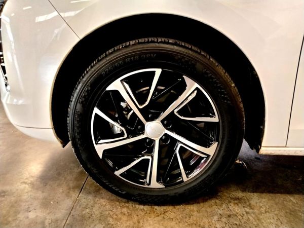 2022-Haval-Jolion-15T-Super-Luxury-Auto image:9