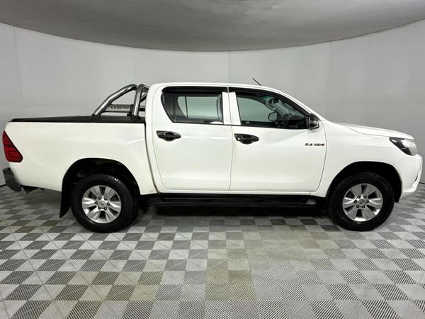 2017-Toyota-Hilux-24-GD-6-Raised-Body-SRX-Double-Cab image:15