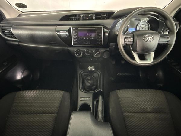 2017-Toyota-Hilux-24-GD-6-Raised-Body-SRX-Double-Cab image:1