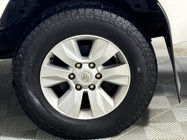 2017-Toyota-Hilux-24-GD-6-Raised-Body-SRX-Double-Cab image:6