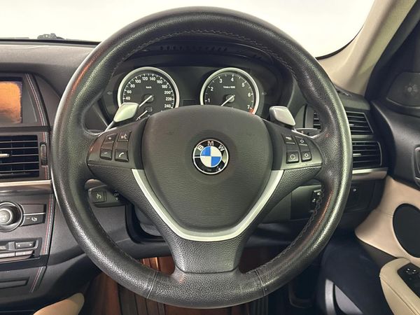 2010-BMW-X6-xDrive35i image:13