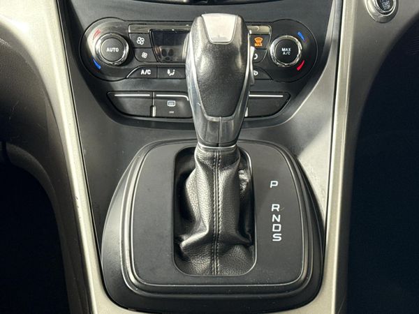2015-Ford-Kuga-15-EcoBoost-Trend-Auto image:10