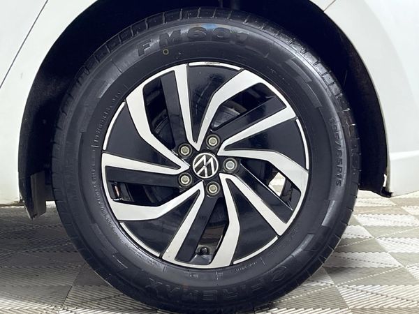 2023-Volkswagen-Polo-10-TSI-Life image:6