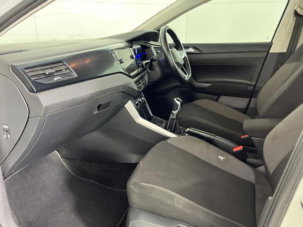 2023-Volkswagen-Polo-10-TSI-Life image:8