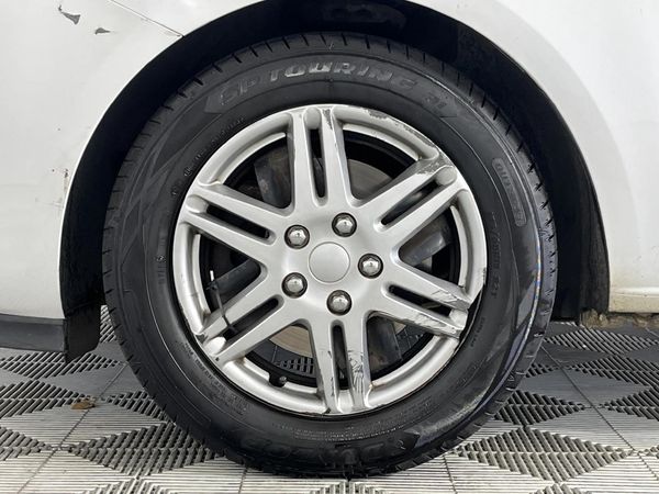 2017-Opel-Corsa-10T-EcoFlex-Essentia-5-dr image:4