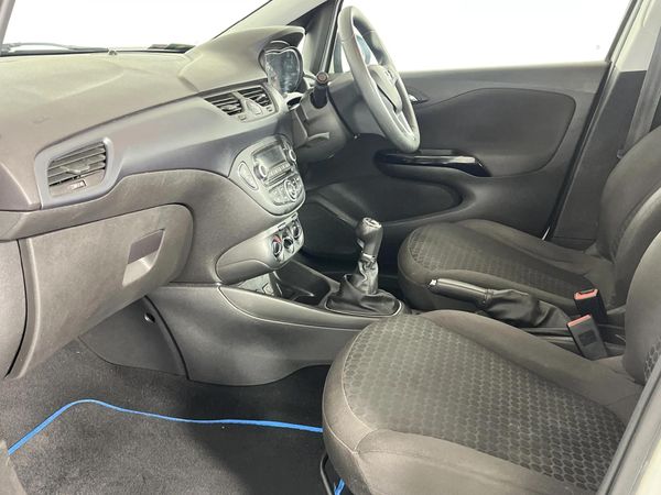 2017-Opel-Corsa-10T-EcoFlex-Essentia-5-dr image:8