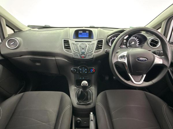 2017-Ford-Fiesta-10-EcoBoost-Trend-5-dr image:1