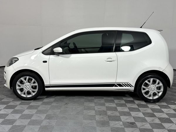 2015-Volkswagen-Up-Move-Up-10-3-dr image:15