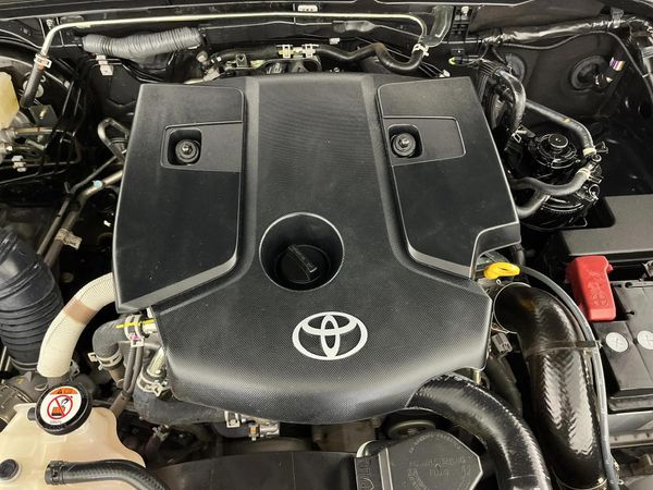 2025-Toyota-Fortuner-24-GD-6-RB-Auto image:10