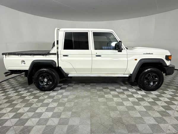 2024-Toyota-Land-Cruiser-79-28-GD-6-Auto-Double-Cab image:13